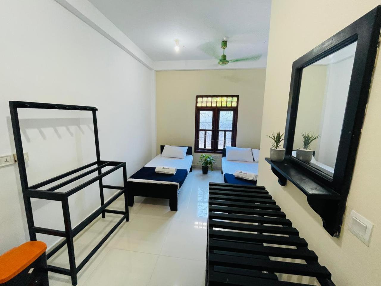 Natraj Guest House Trincomalee Exterior foto